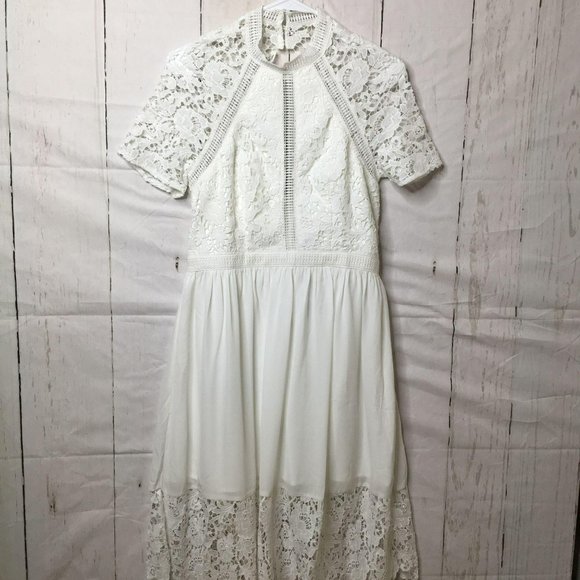Chichi Womens Petite Sia Dress White Size 8 US NWT - Picture 2 of 11